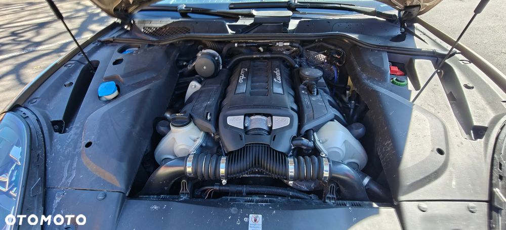 Porsche Cayenne - 18