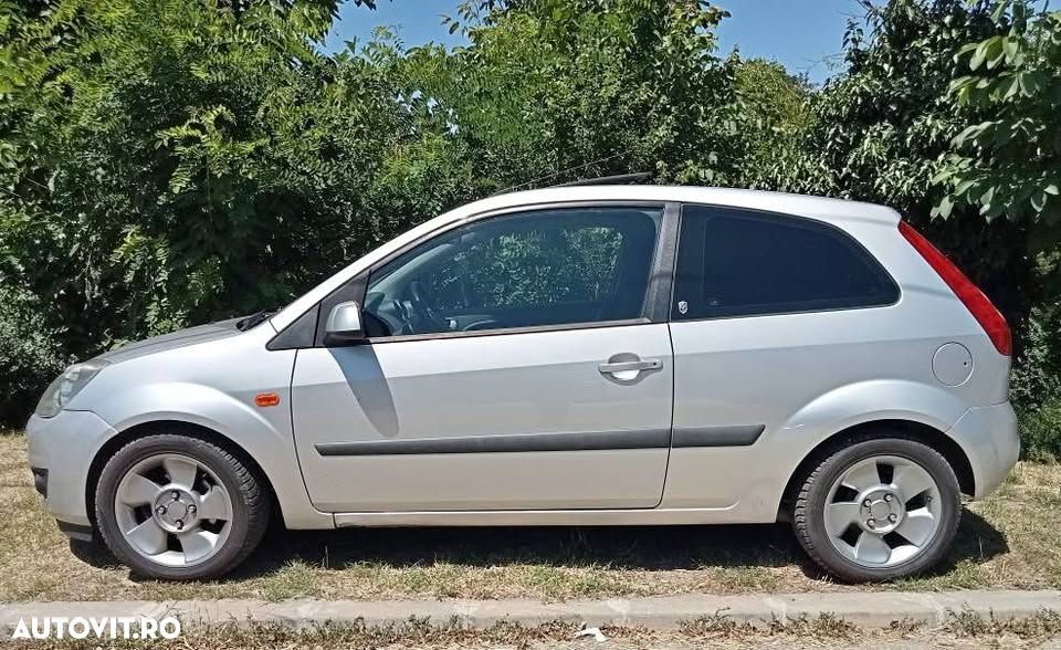 Ford Fiesta - 9