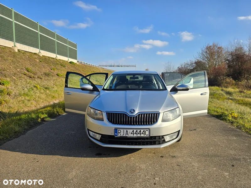 Skoda Octavia 1.6 TDI Ambition - 5