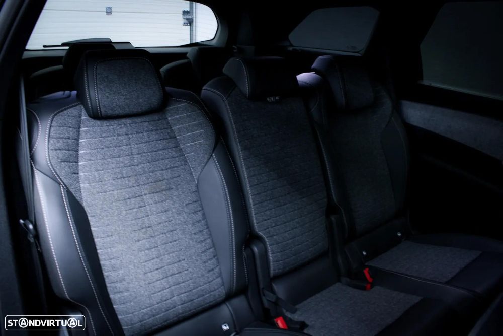 Peugeot 5008 1.2 Hybrid Allure Pack e-DCS6 - 21