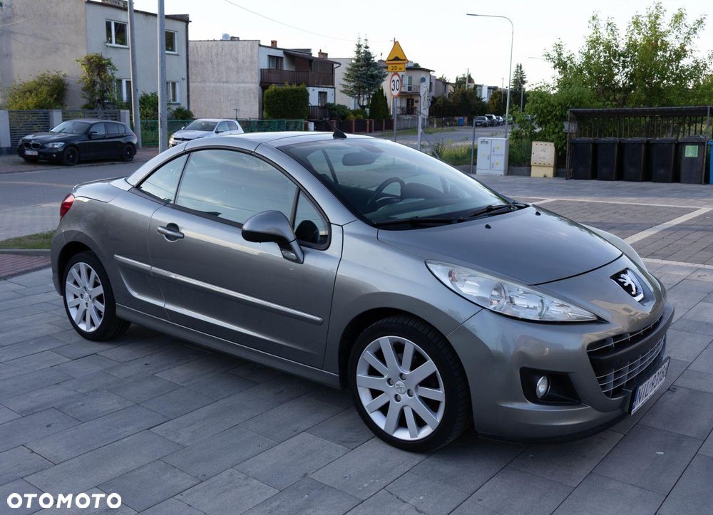 Peugeot 207 - 1