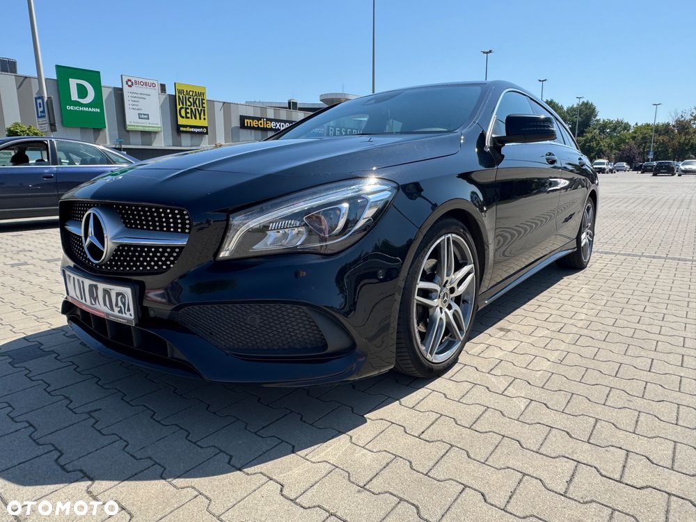 Mercedes-Benz CLA 180 7G-DCT - 1