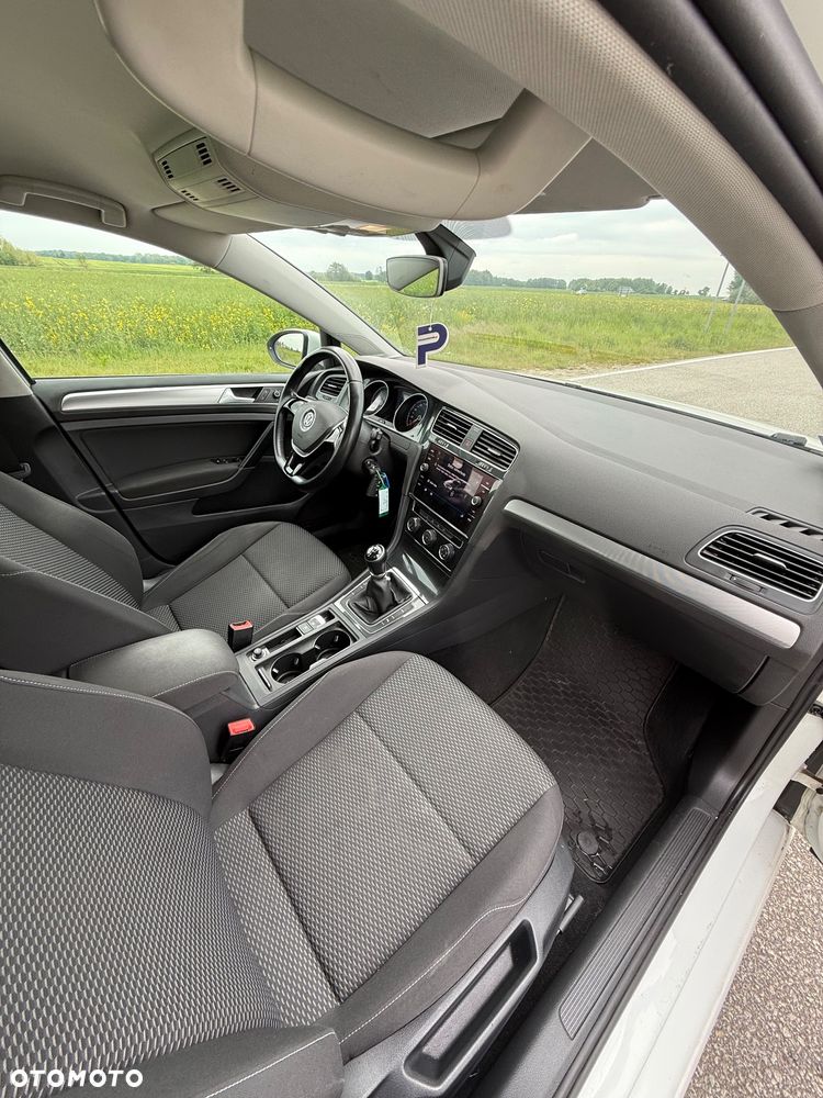 Volkswagen Golf 1.6 TDI BMT Comfortline - 14