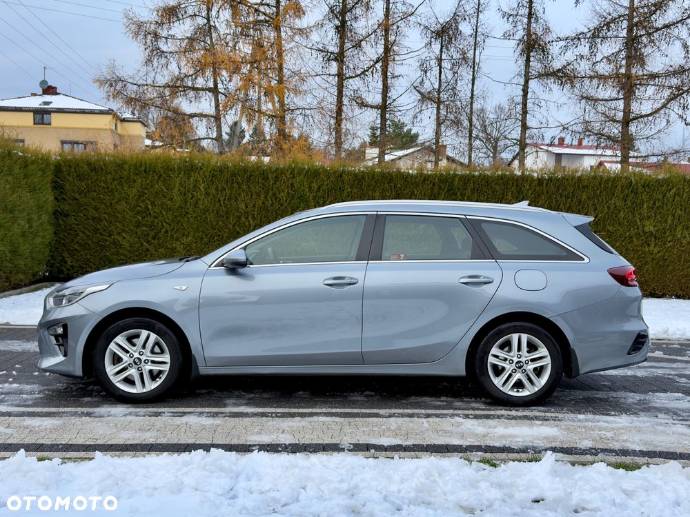 Kia Ceed 1.6 CRDi SCR M - 4