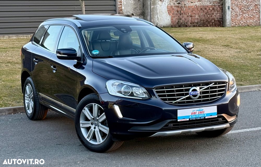 Volvo XC 60 D5 AWD Geartronic Summum - 11