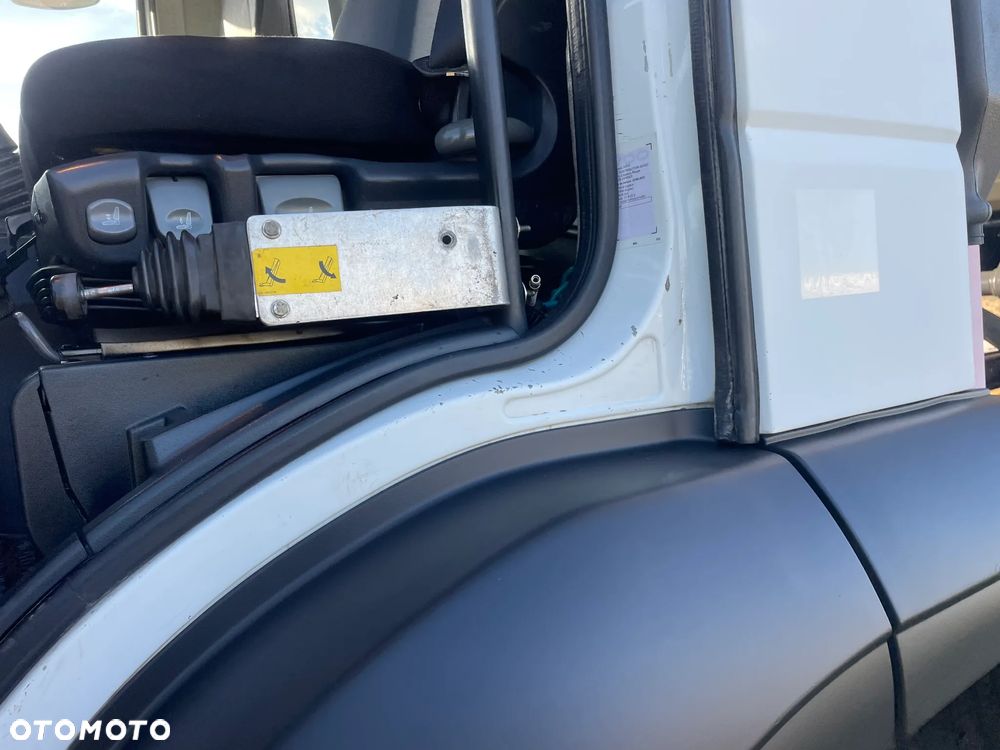 Iveco TRAKKER 360 - 9