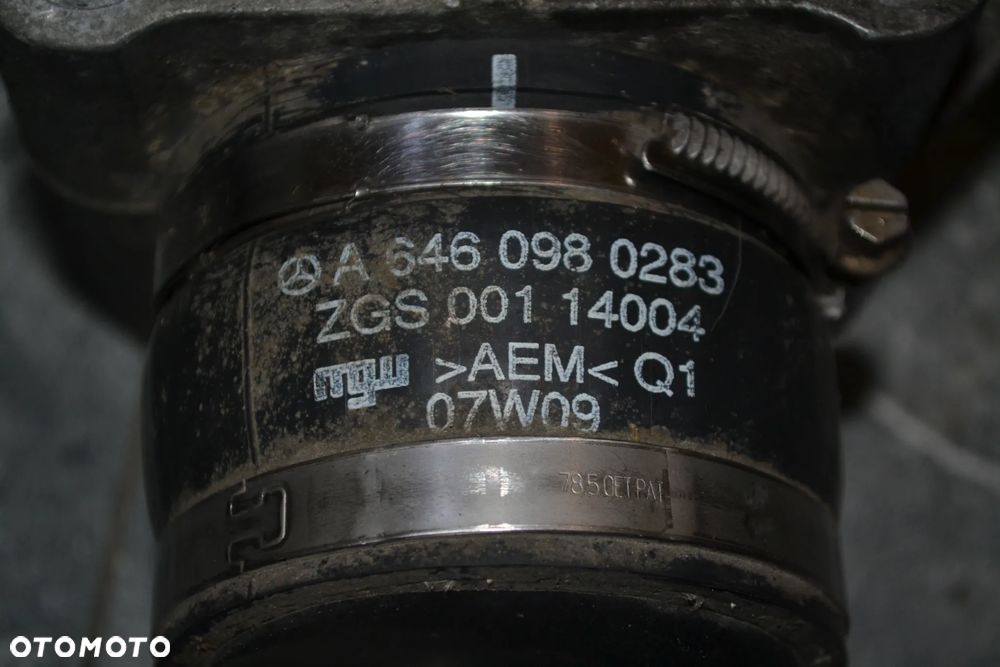 MERCEDES VITO 639 VIANO 2,2 CDI ŁAPA MOCOWANIE SILNIKA 6462230004 - 6