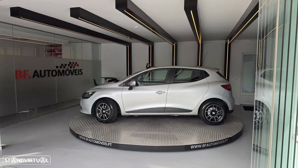 Renault Clio 1.5 dCi Dynamique S - 14
