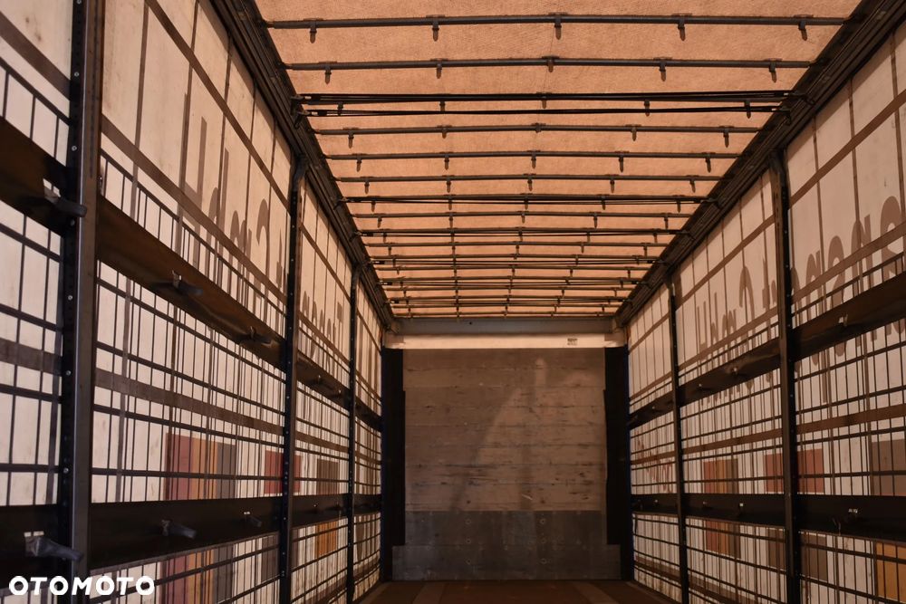 Schmitz Cargobull - 24