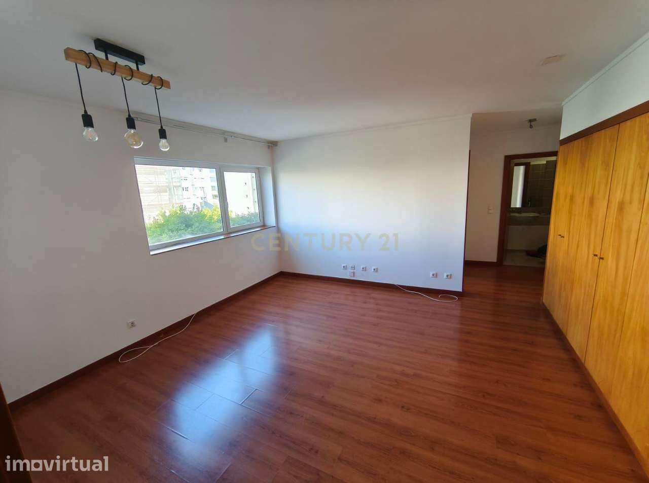 Apartamento T1 com Garagem e Arrecadação no Condomínio São Gonçalo par - Grande imagem: 3/20