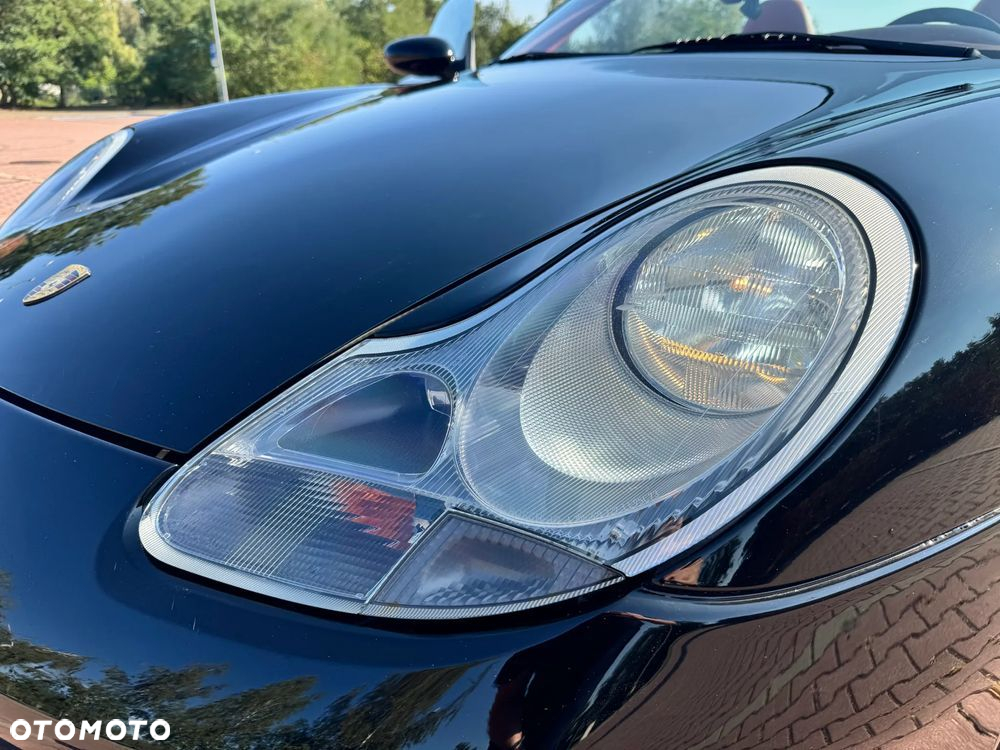 Porsche 911 Carrera Cabrio - 18