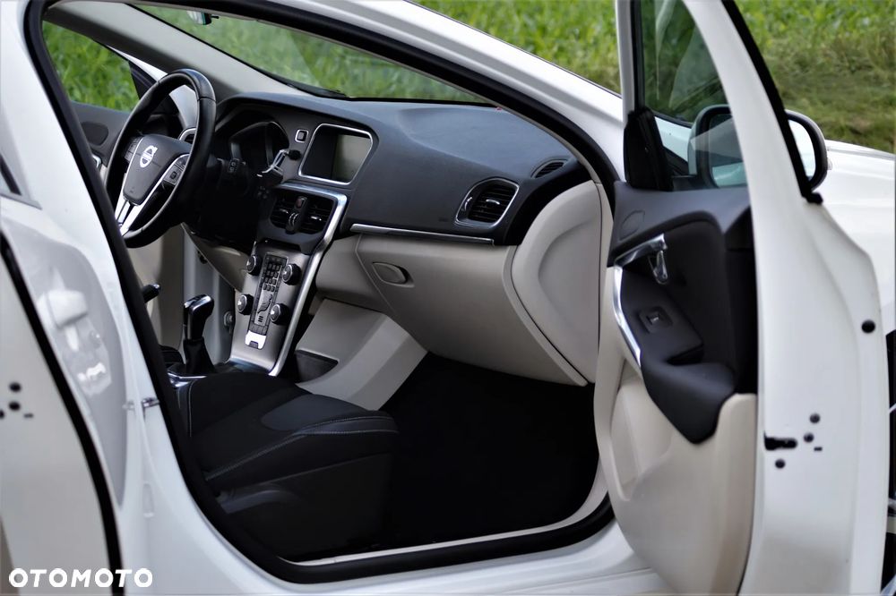Volvo V40 - 20