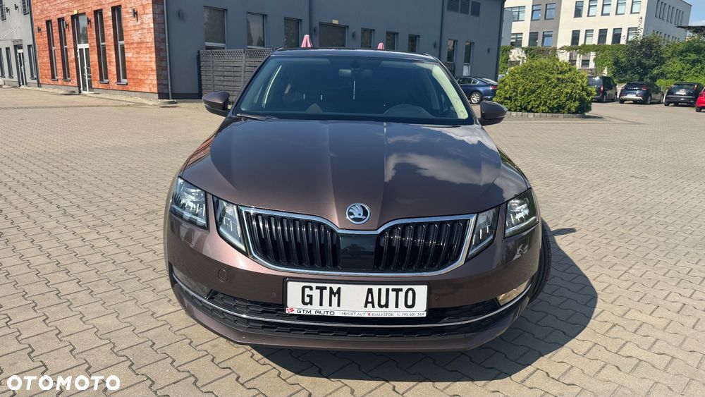Skoda Octavia 1.8 TSI DSG L&K - 26