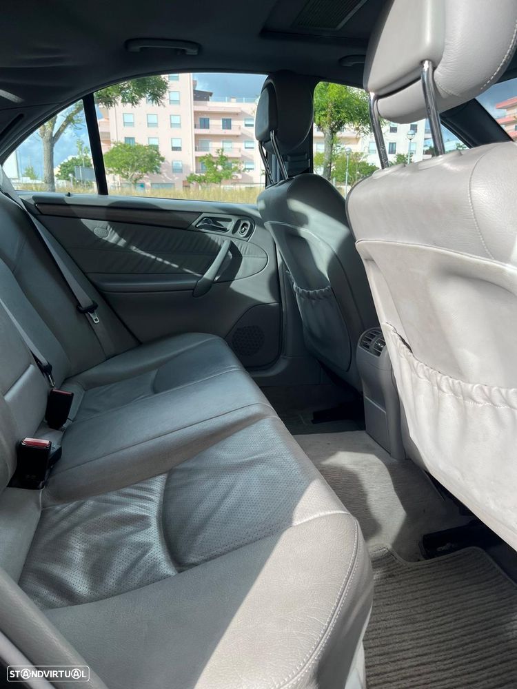 Mercedes-Benz C 220 CDi Avantgarde - 15
