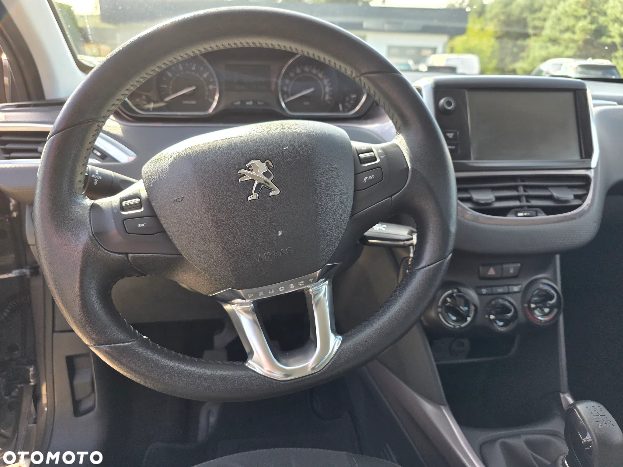 Peugeot 2008 - 15