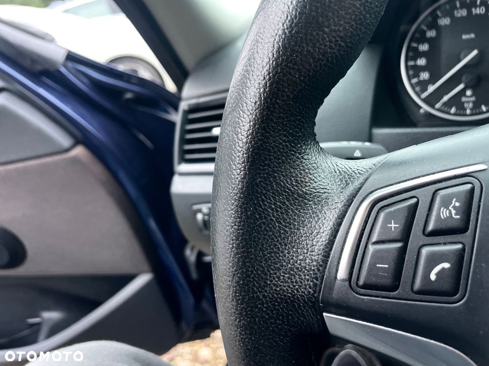 BMW X1 sDrive18d xLine - 20