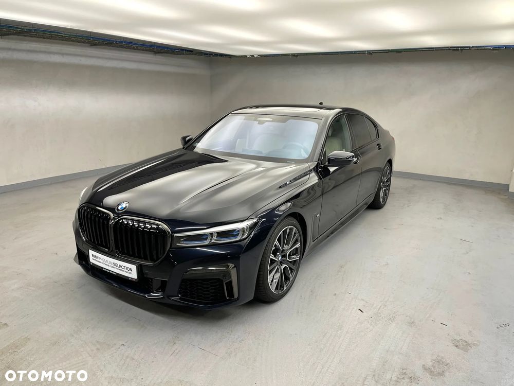 BMW Seria 7 750i xDrive sport - 3