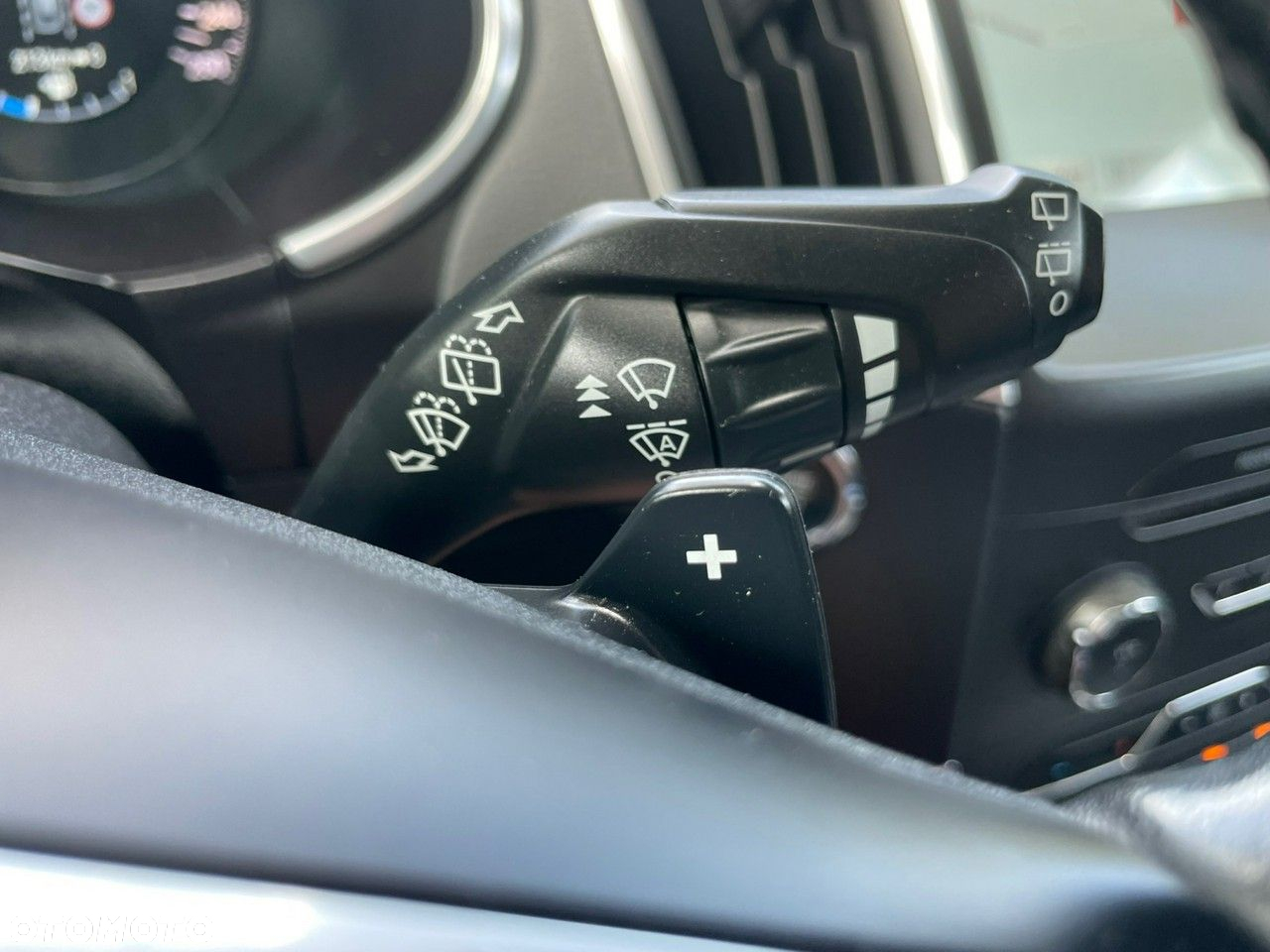 Ford S-Max - 23