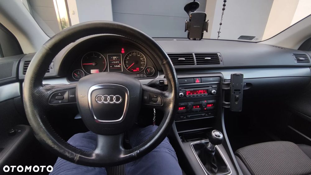 Audi A4 Avant 1.9 TDI - 12