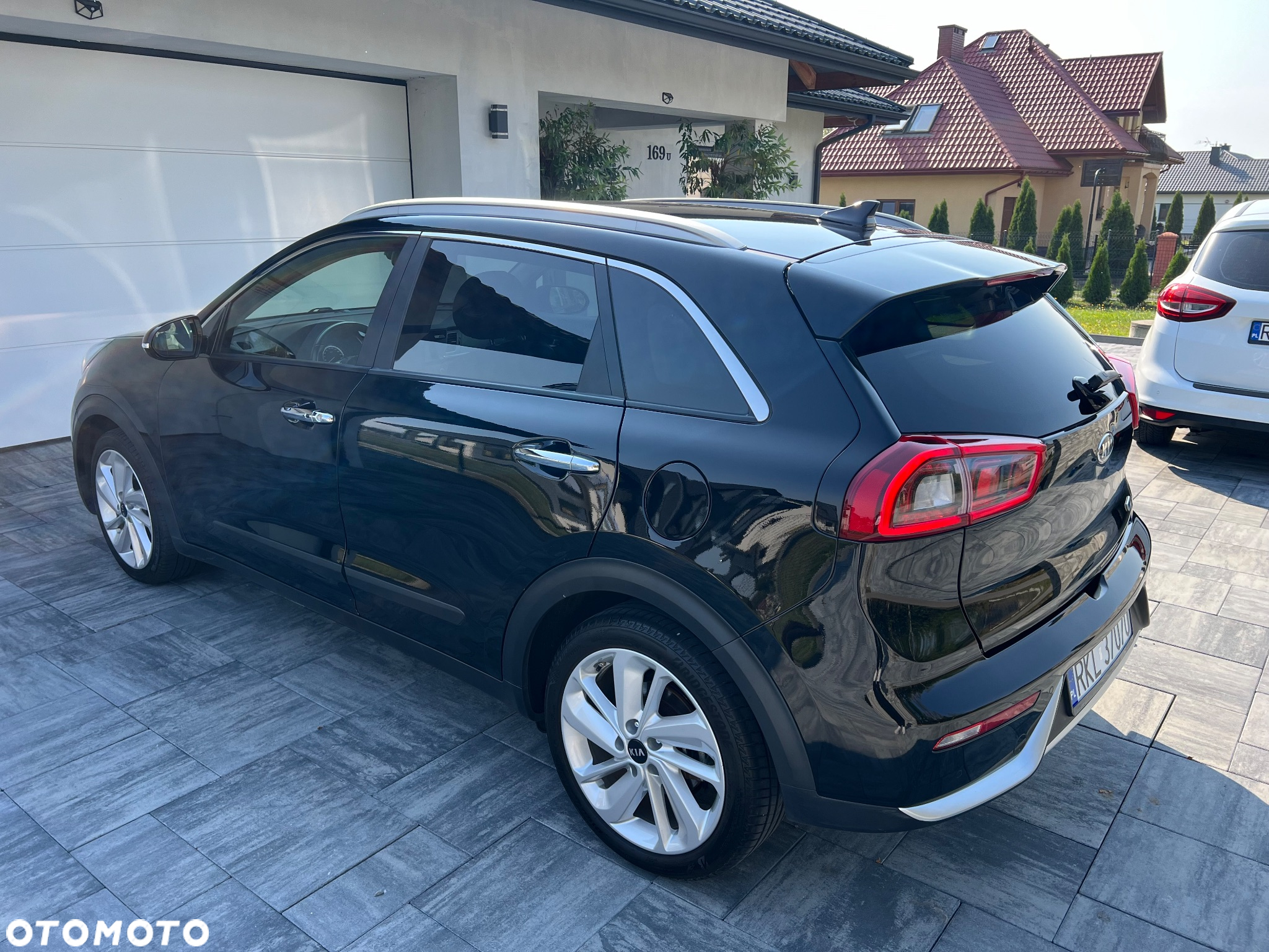 Kia Niro 1.6 GDI Hybrid L Business Line - 15