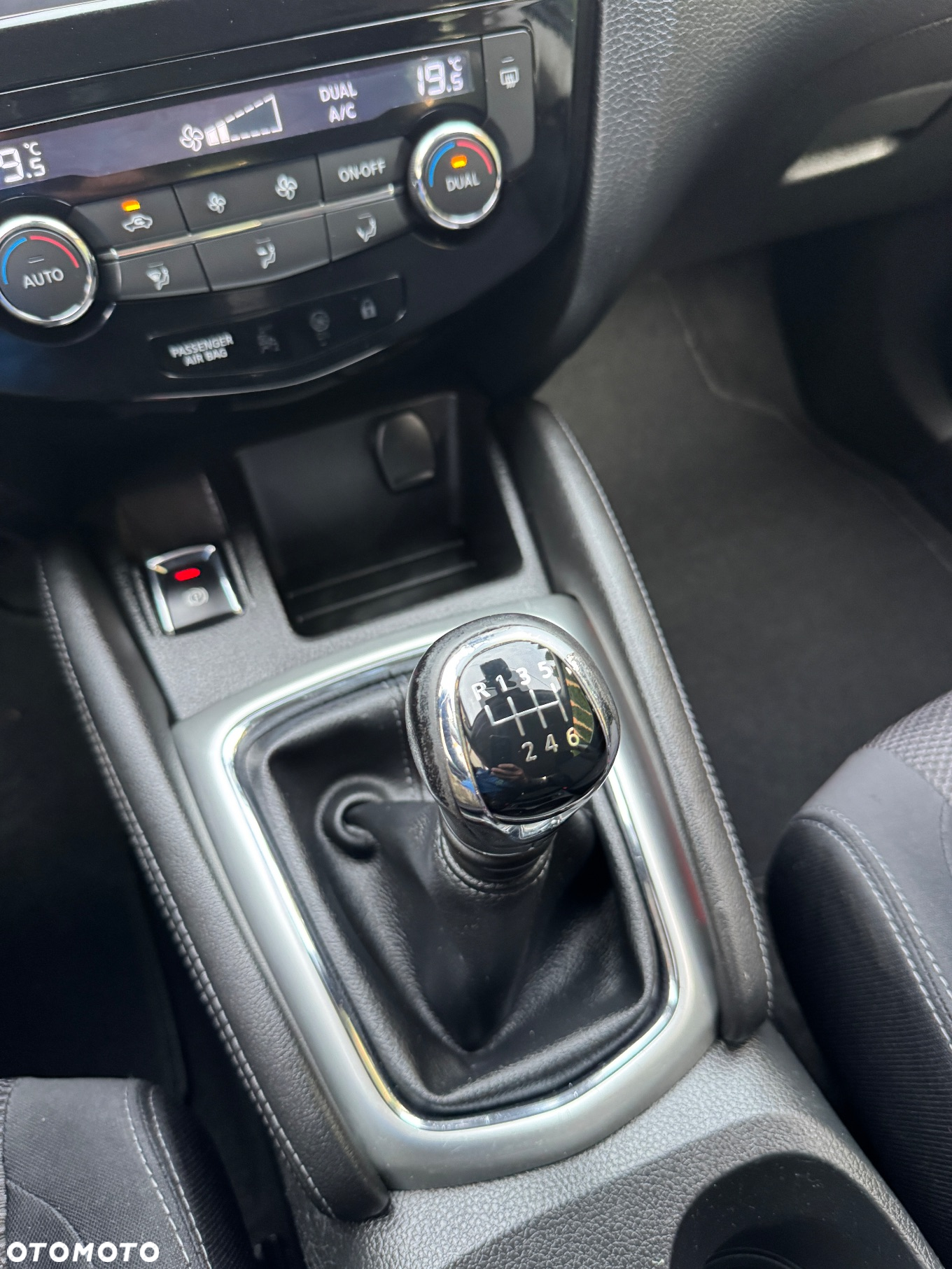 Nissan Qashqai 1.6 DCi N-Vision EU6 - 23