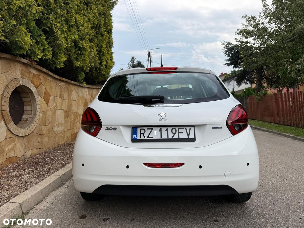 Peugeot 208 1.2 PureTech Active - 8
