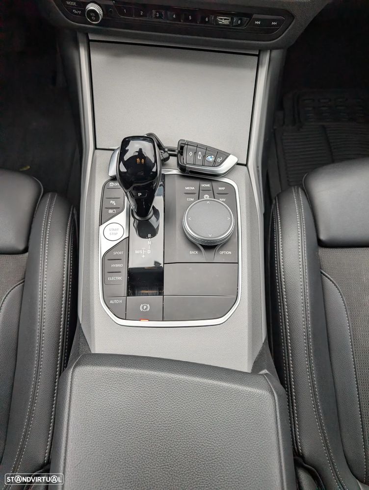 BMW 320 e Corporate Edition Auto - 18