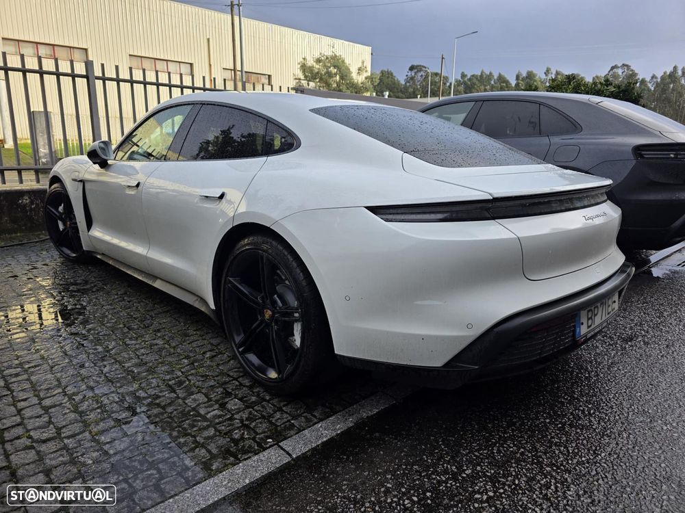 Porsche Taycan 4S - 3