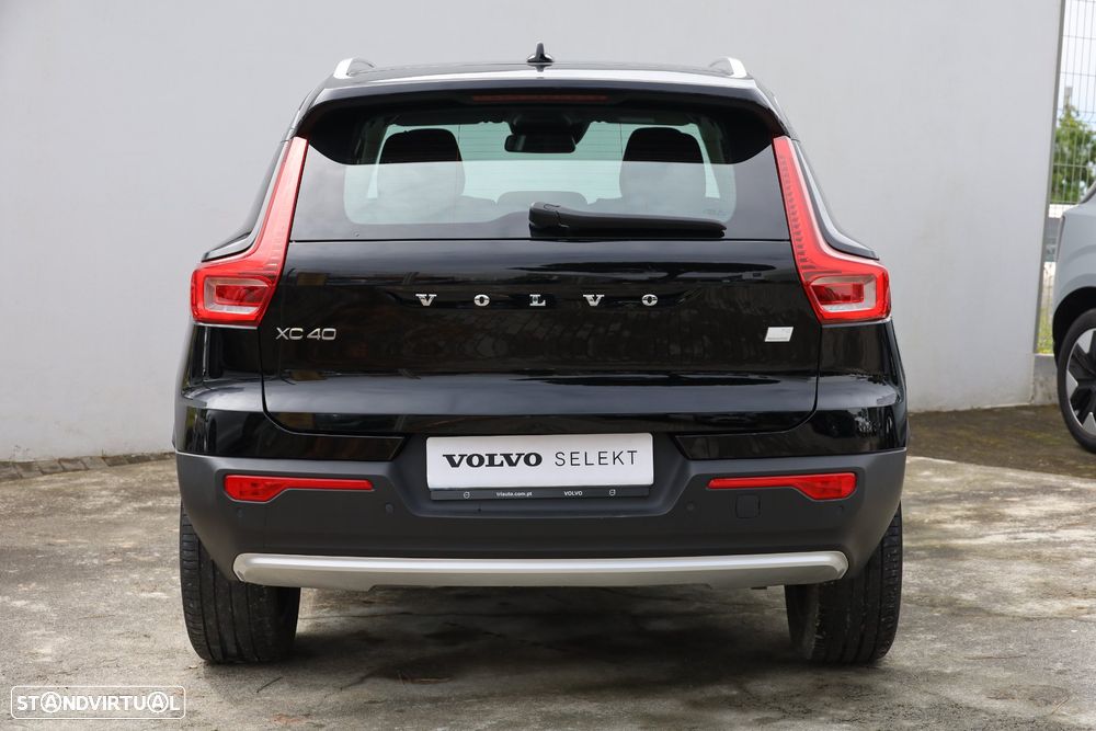 Volvo XC 40 1.5 T4 PHEV Essential - 5