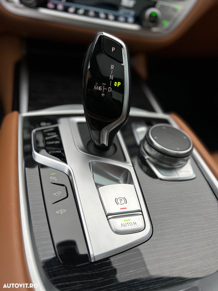 BMW Seria 7 730Ld xDrive - 16