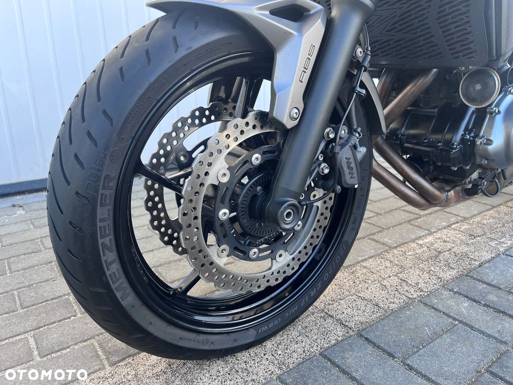 Kawasaki Z 650 - 10