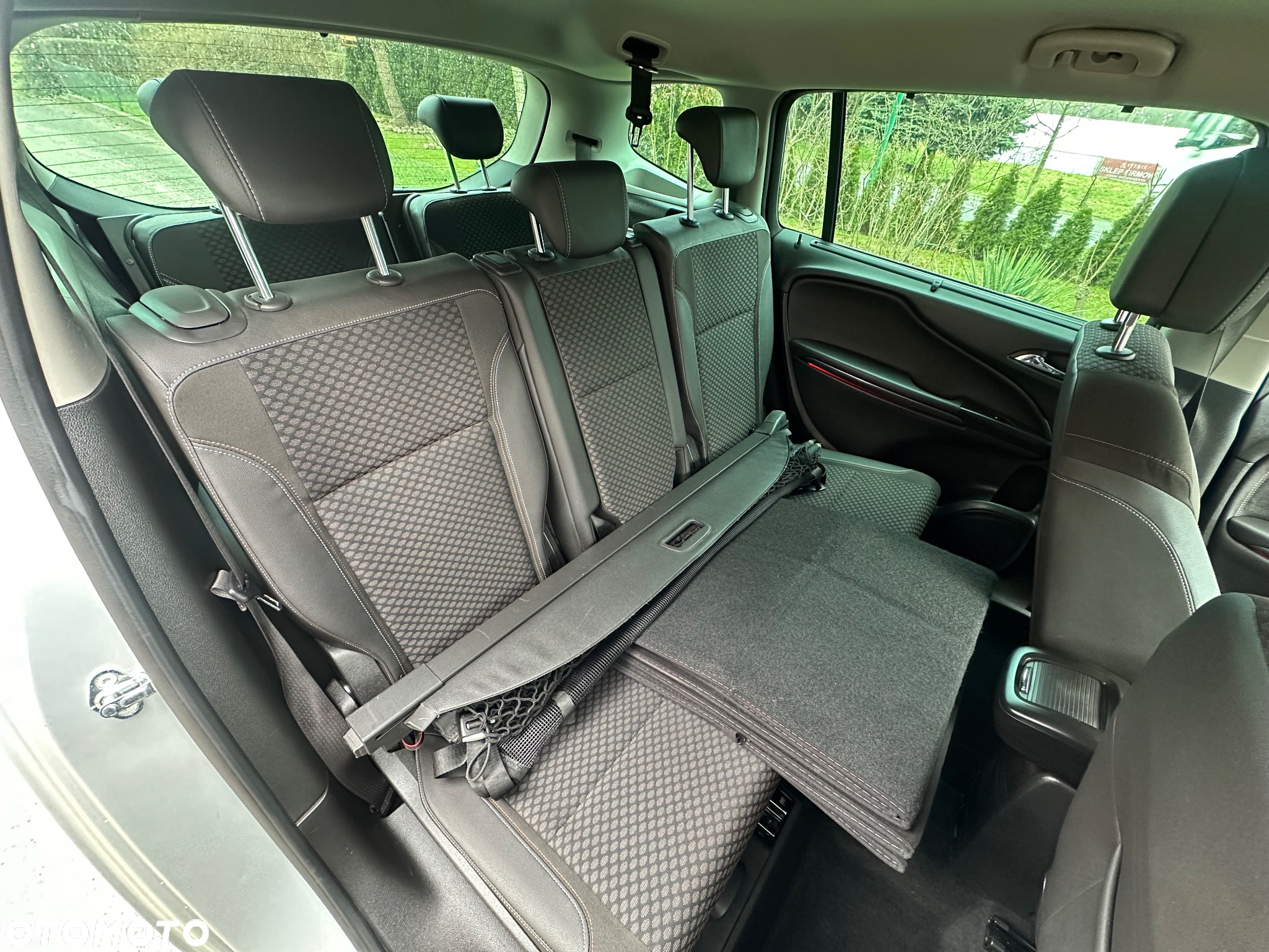 Opel Zafira - 9