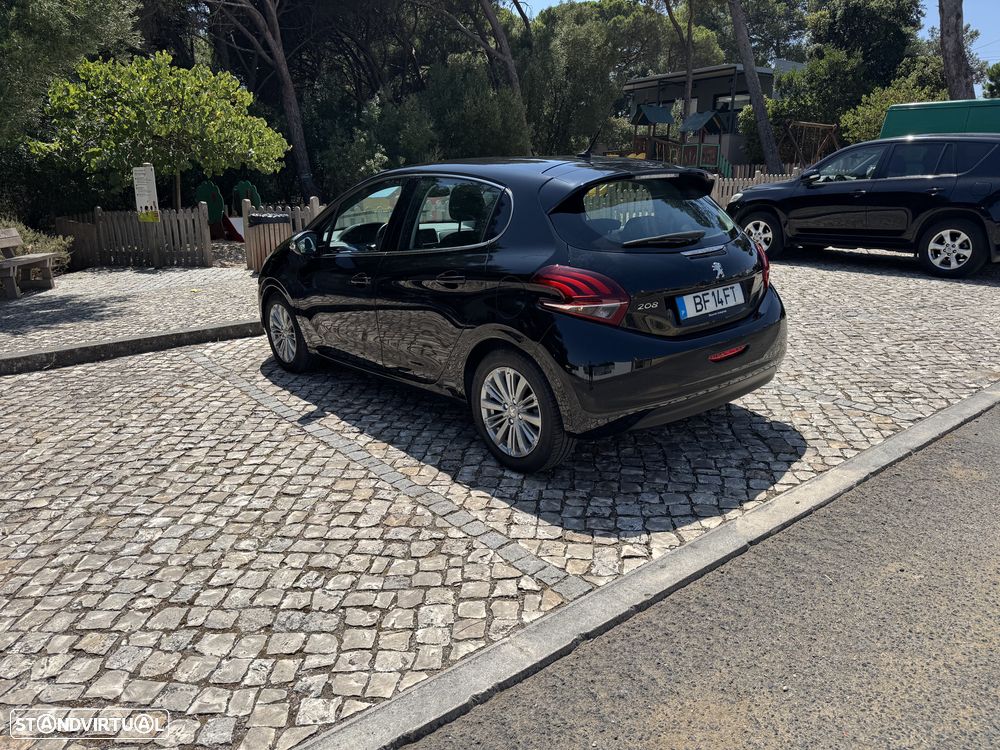 Peugeot 208 1.6 BlueHDi Allure - 4