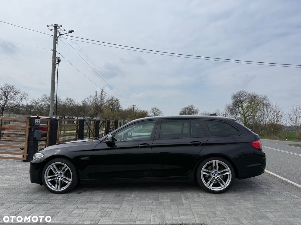 BMW Seria 5 525d Sport-Aut Luxury Line - 30