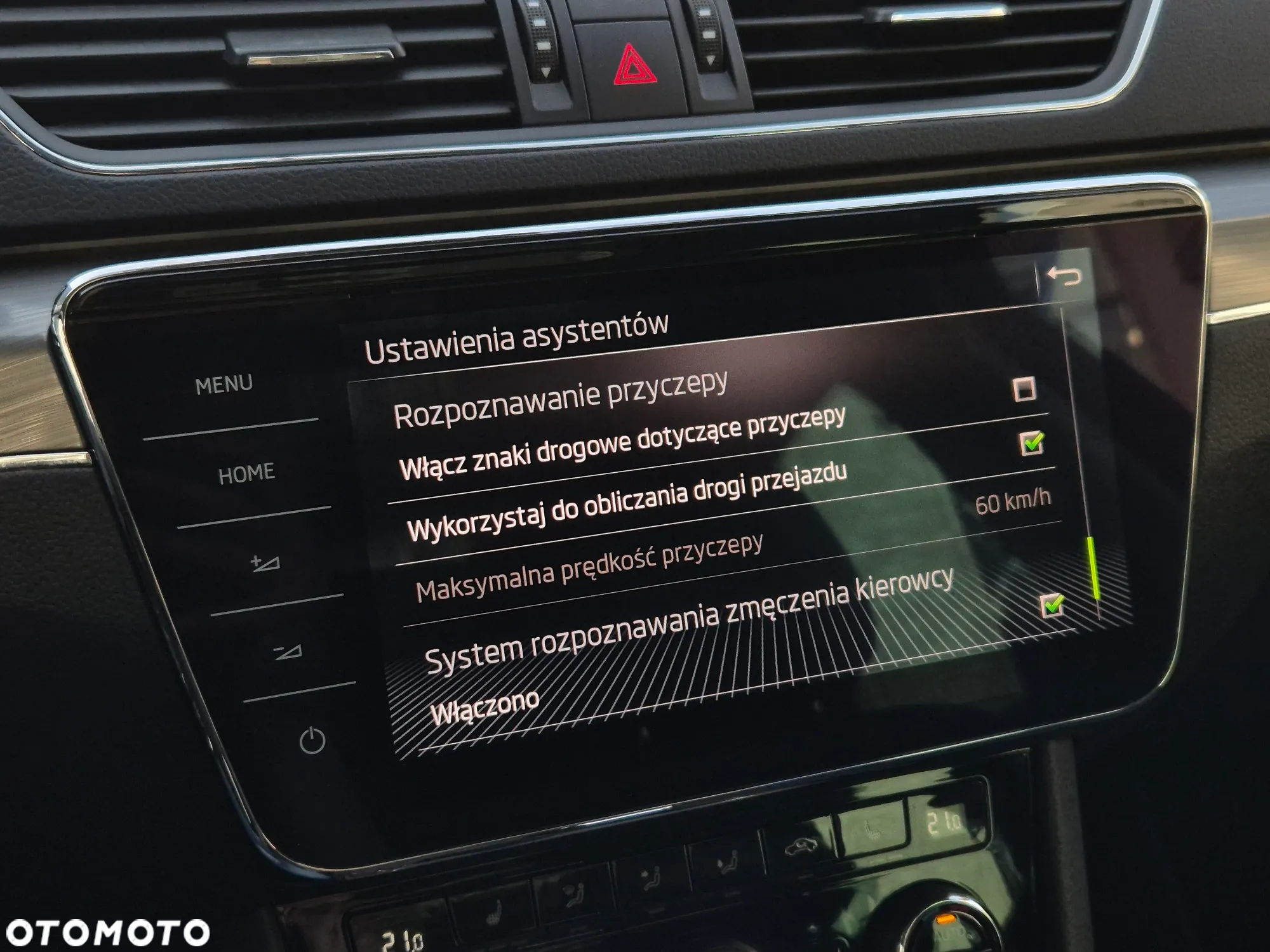Skoda Superb 2.0 TSI 4x4 Scout DSG - 16