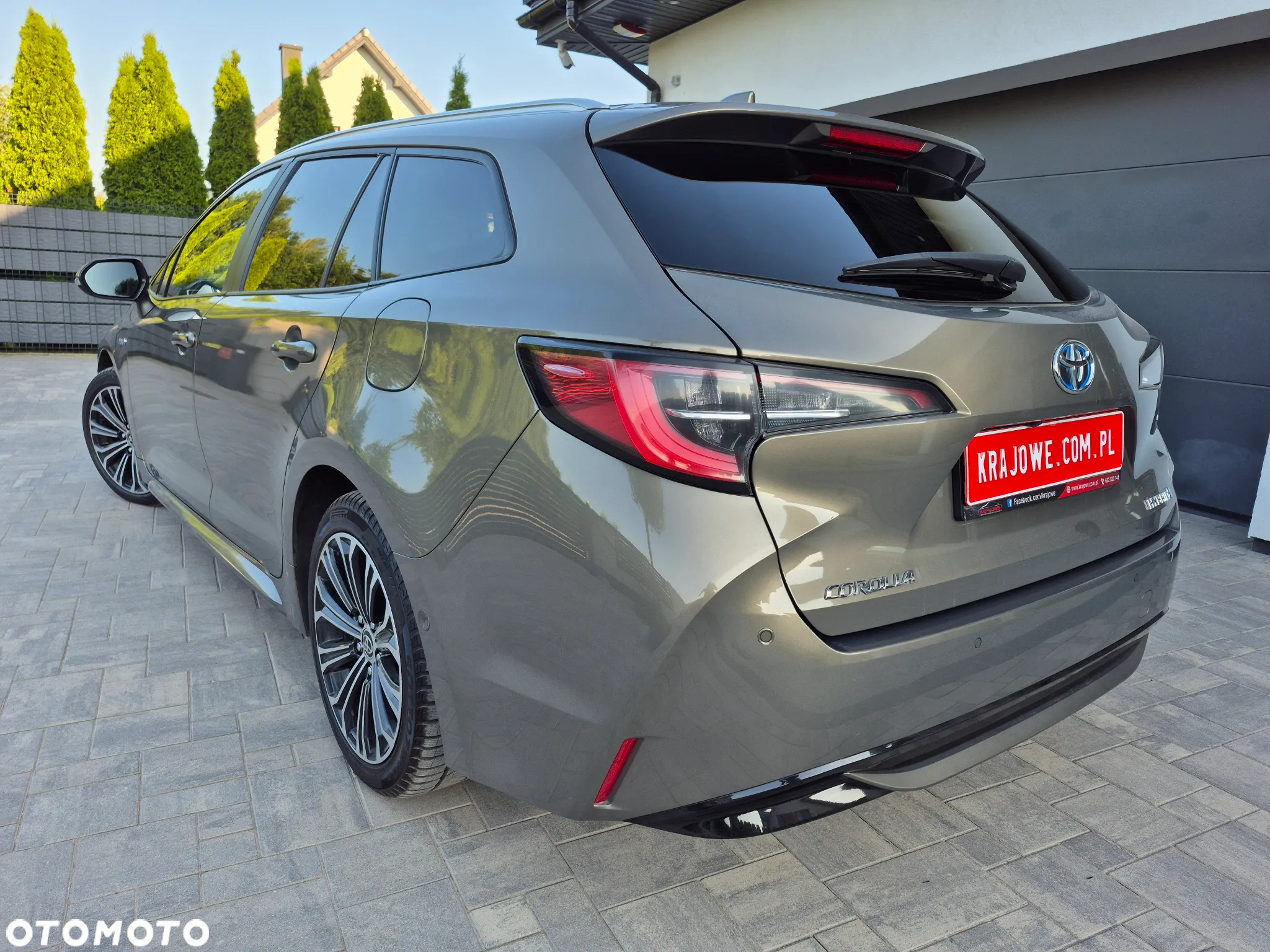 Toyota Corolla 2.0 Hybrid Comfort - 3