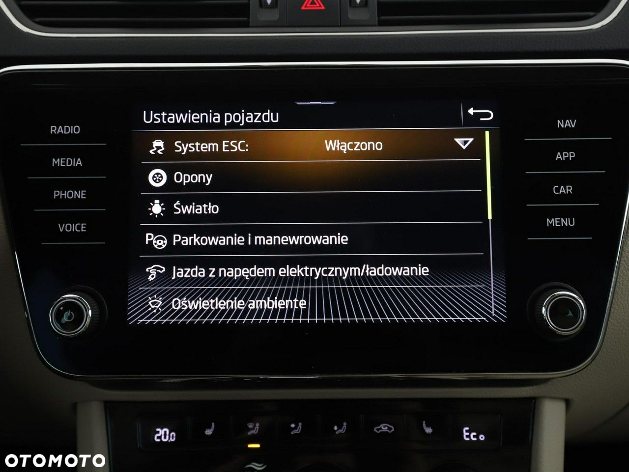 Skoda Superb 1.4 TSI Plug-In Hybrid L&K DSG - 21