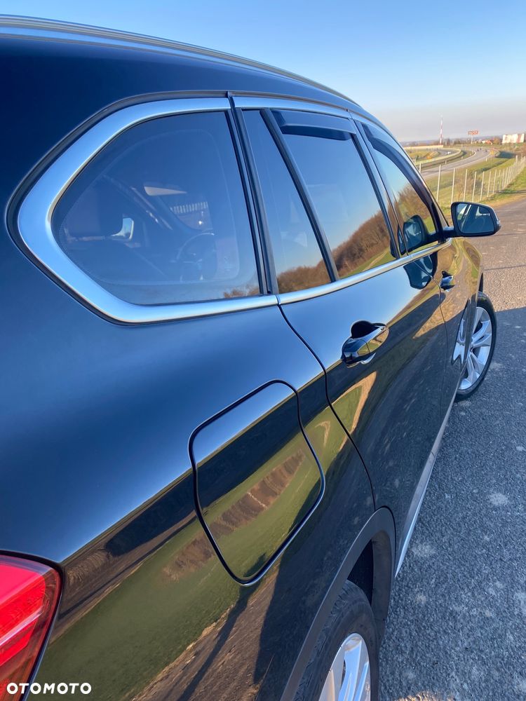 BMW X1 xDrive18d - 6