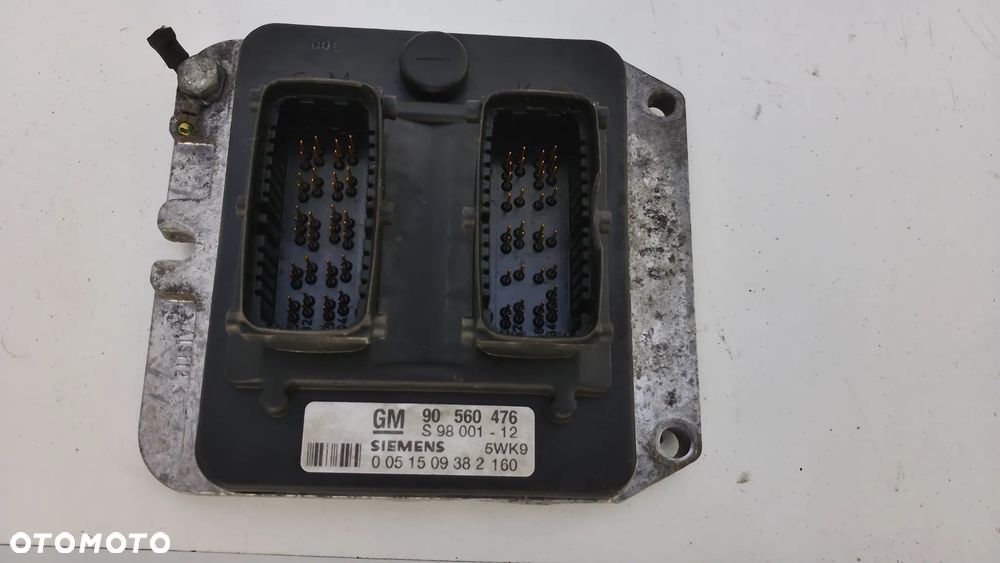 Opel Sterownik Silnika 90 560 476   5WK9 - 2