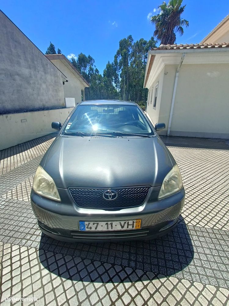 Toyota Corolla 2.0 D-4D Sol - 2
