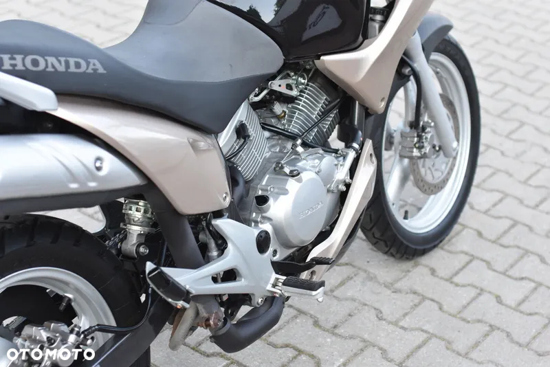 Honda Varadero - 16