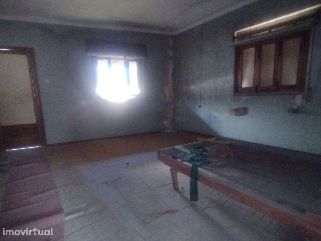 Prédio no Centro das Fazendas de Almeirim - Grande imagem: 4/14