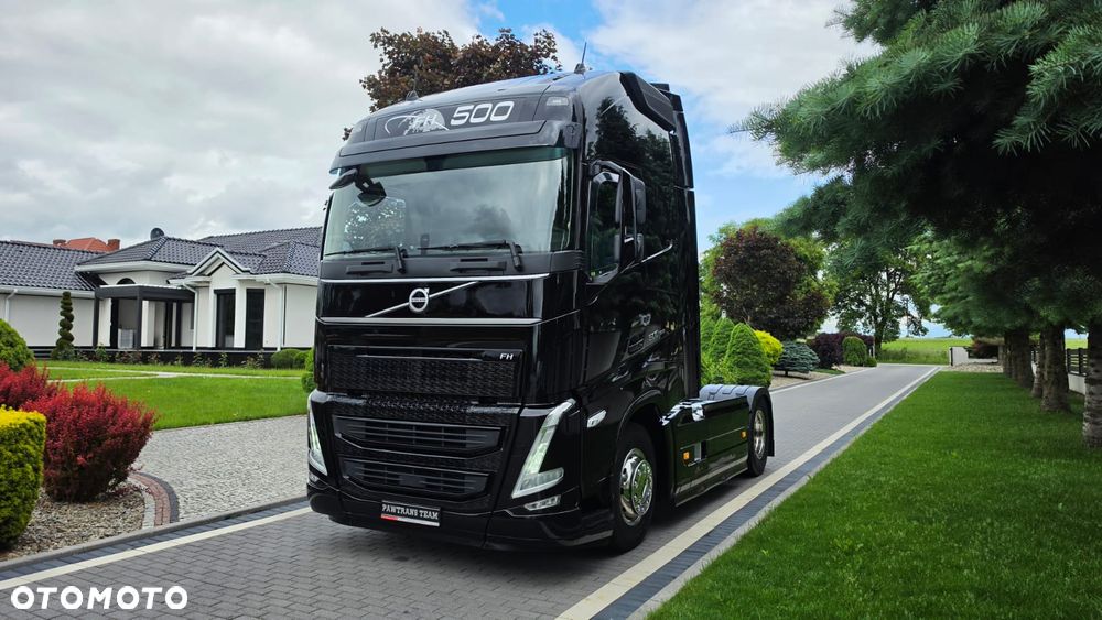 Volvo ///FH///500///2023/// GLOBETROTTER///XXL/// ZABUDOWY MIĘDZYOSIOWE/// WAGA///FULL LED///VIRTUAL COCPIT///KLIMATYZACJA  POSTOJOWA///KAMERA/// STAN BARDZO DOBRY///