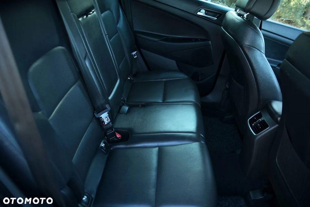 Hyundai Tucson 1.7 CRDI BlueDrive Premium 2WD DCT - 24