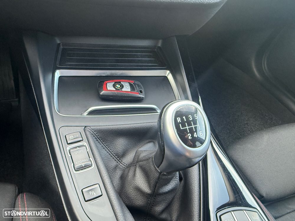 BMW 116 d Line Sport Shadow - 23