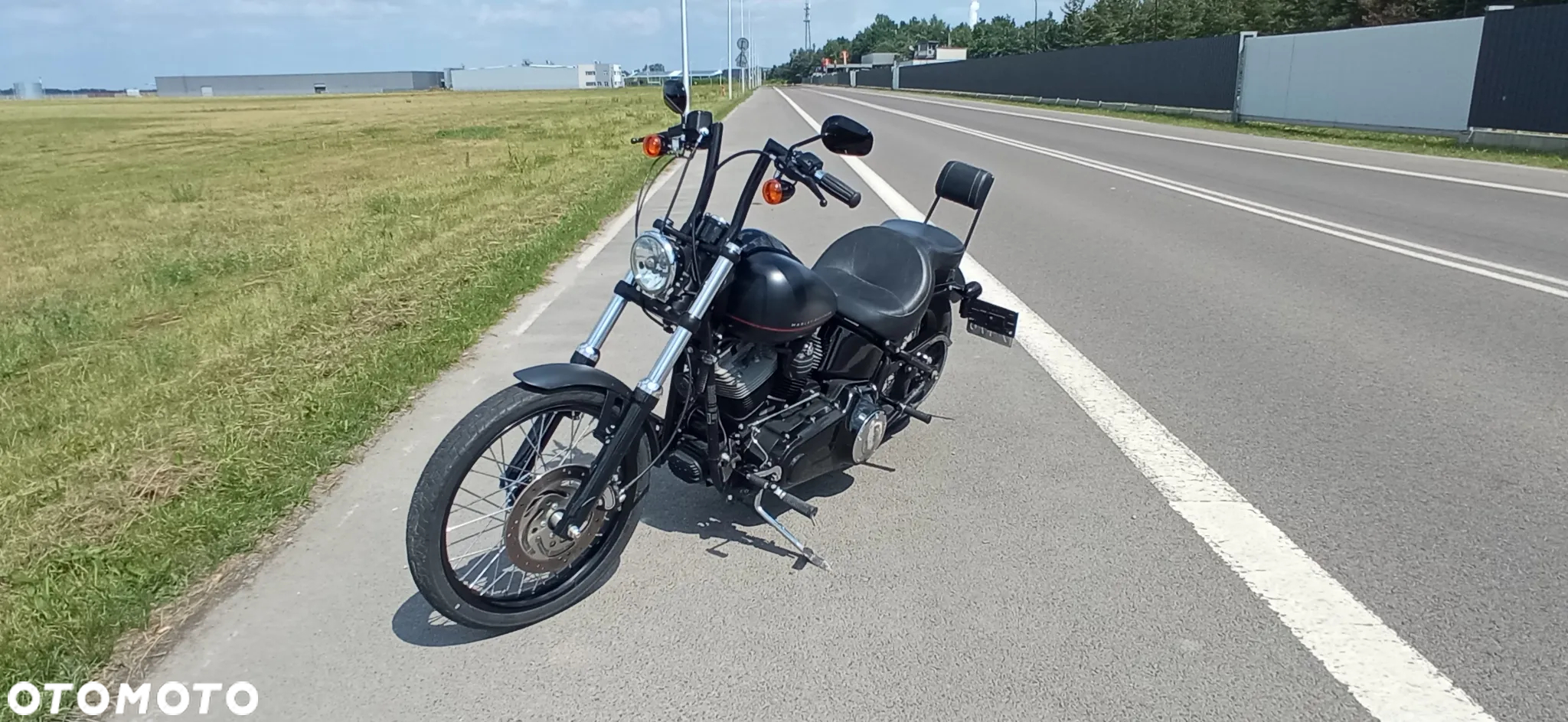 Harley-Davidson Softail Blackline - 10