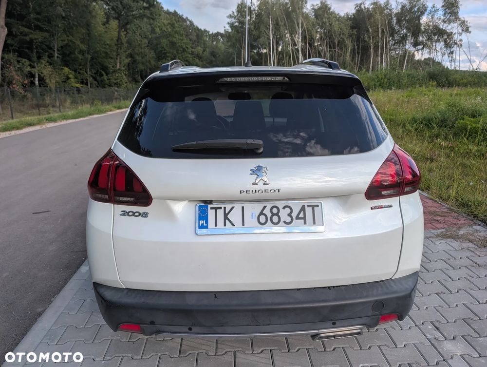 Peugeot 2008 PureTech 110 Stop&Start GT-Line Edition - 4