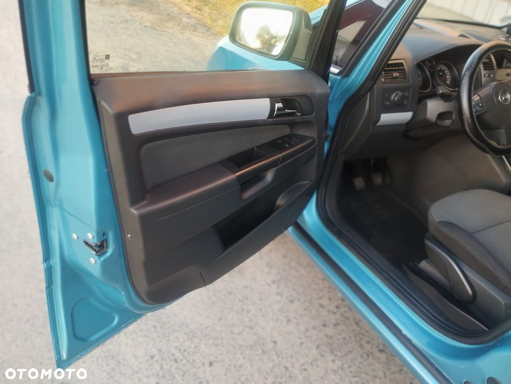 Opel Zafira 1.6 - 5
