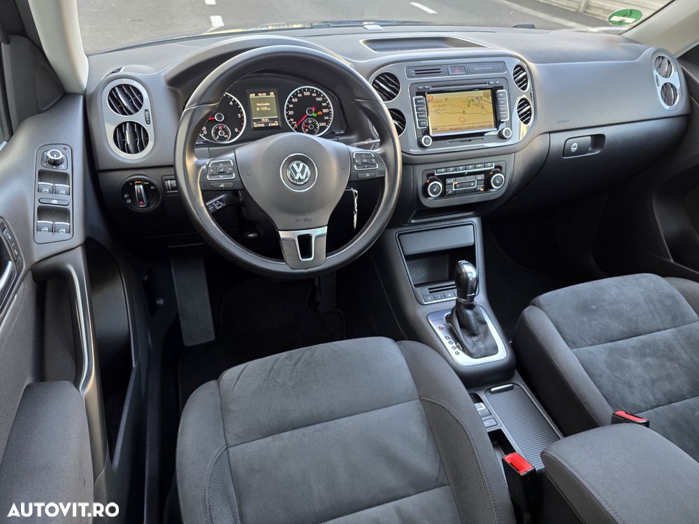 Volkswagen Tiguan 2.0 TDI DPF 4Motion BlueMotion Technology DSG Exclusive - 6