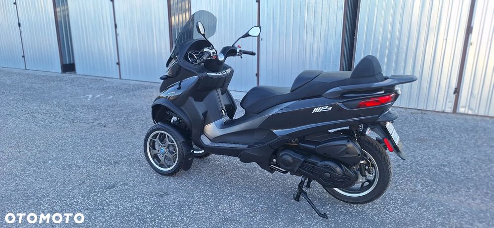 Piaggio MP-3 - 4
